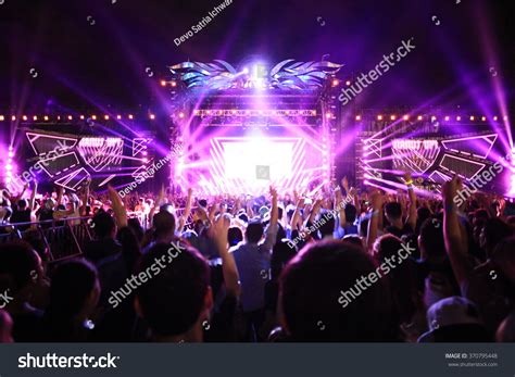 Electronic Dance Music Festival Stock Photo 370795448 Shutterstock