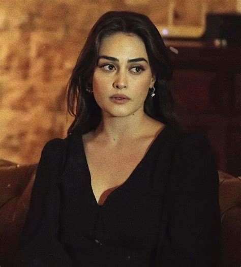 Esra Bilgiç In 2021 Beautiful Girl Face Turkish Beauty Esra Bilgic