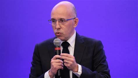 Nov 14, 2021 · éric ciotti: Éric Ciotti appelle encore à modifier la Constitution pour ...