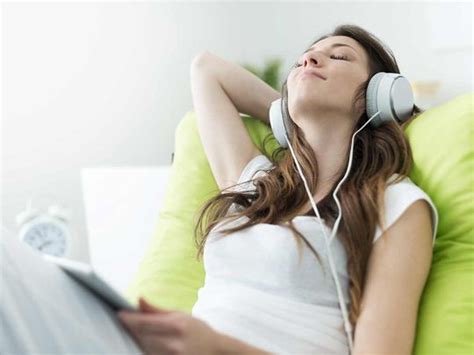 Study Suggests Music Listening Near Bedtime Can Be Disruptive To Sleep