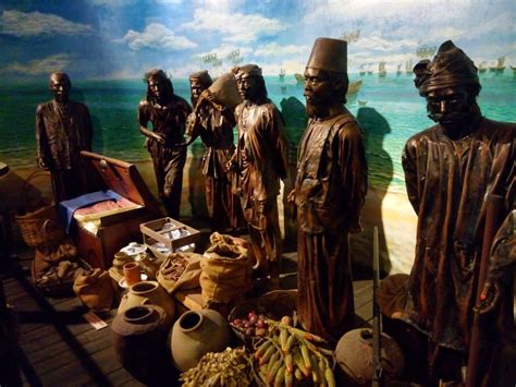 Pelabuhan selat melaka doc 1 0 pendahuluan pelabuhan melaka seperti yang kita sedia maklum sangat terkenal sebagai jalan perdagangan yang. Duniaku Disini: Kegemilangan Perdagangan di Melaka