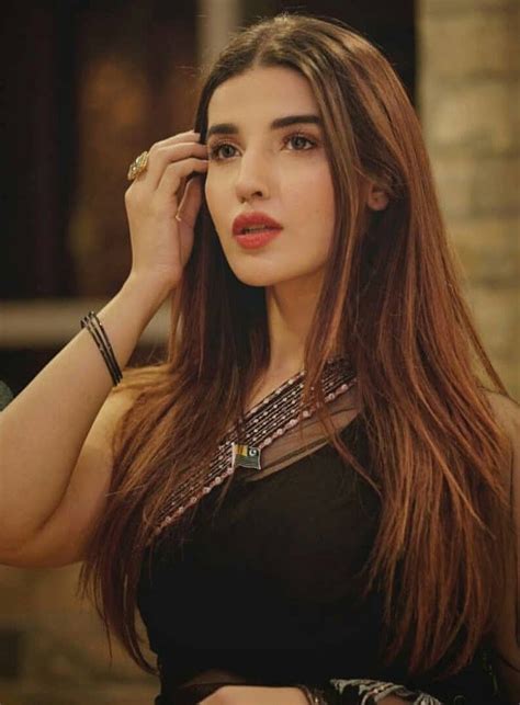Pin By M S Riaz On Celebs Bollywood Hairstyles Pakistani Actress