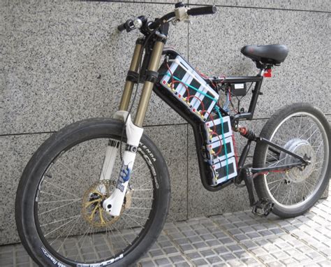 Diy electric motorcycle 53 mph / 85 kmh. The Greyborg is a high-powered DIY ebike frame from ...
