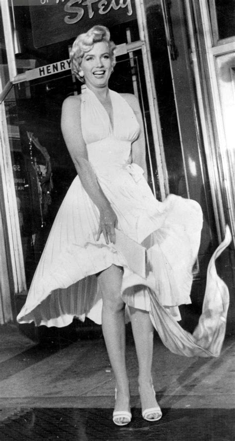 Marilyn Monroes Feet
