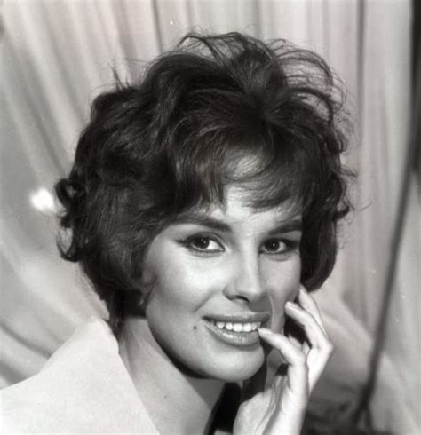 Pierre mondy avait une mémoire fabuleuse celle qui interprétait lucia, l'épouse du commissaire cordier, réagit au décès de l'acteur. Picture of Antonella Lualdi