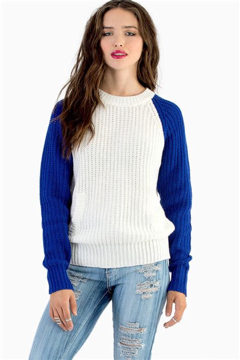 A sweater seems like such a big project that will take a lot of. Sweaters for Women | Oversized Sweaters, Cable Knit ...