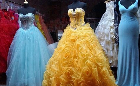 6 Prom Dress Disasters