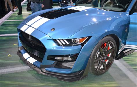 Fords Charging 10000 For Painted Racing Stripes On The 2020 Shelby Gt500