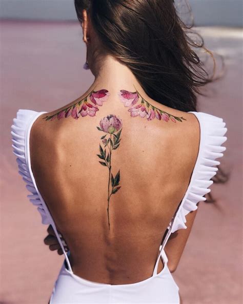 Tatuagem feminina nas costas 200 fotos apaixonantes a 90 é INCRÍVEL