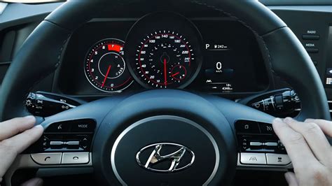 Steering Wheel And Instrument Cluster In The Hyundai Elantra