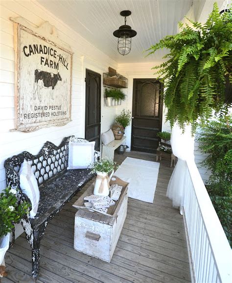 31 Fascinating Spring Porch Decor Ideas With Farmhouse Style Magzhouse