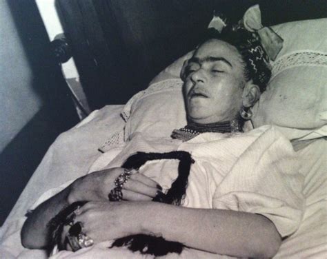 Exhiben En Nueva York Fotograf As Poco Comunes De Frida Kahlo Mvs