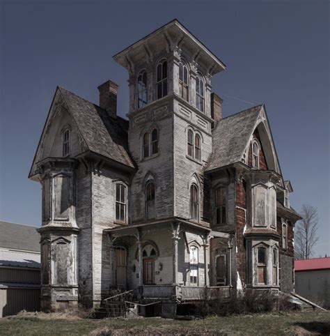 The 16 Scariest Real Haunted Houses In America
