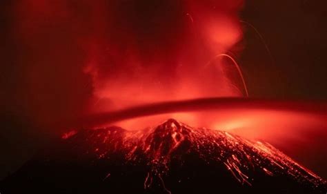 Popocatépetl Millions Preparing To Flee Homes As Mexican Volcano Spews
