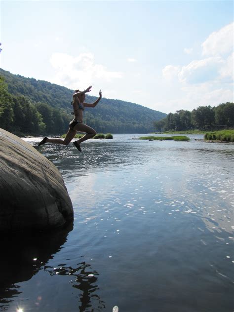 Go Jump In The River Jumping Rock Between Oleopolis And