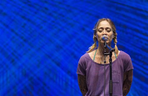 X X Fiona Apple Wallpaper Coolwallpapers Me