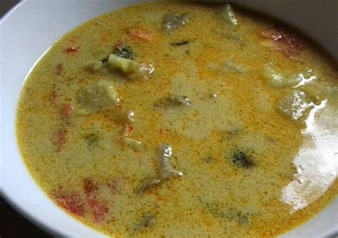 Resep soto ini bisa dibuat dengan bahan favorit anda seperti babat yang merupakan jeroan sapi. Resep Soto babat oleh TinTanz Kitchen (Agustin_Tan) - Cookpad