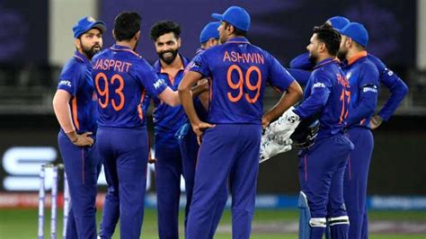 T20 World Cup 2022 Indian Cricketers Upset Over Cold Food And Sandwiches Served After