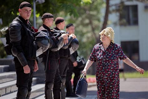 putin backs moldova s new government amid political turmoil news 1130