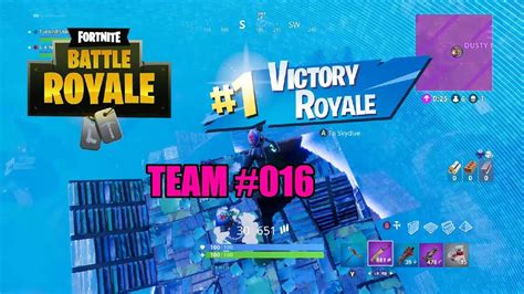 Fortnite Battle Royale Xbox One X Multiplayer Gameplay Team 016