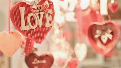 Heart With Love Word In Blur Background Hd Valentines Day Wallpapers