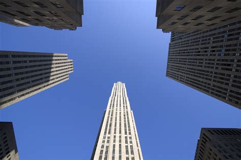 Rockefeller Center In New York Midtown Manhattans Hub For