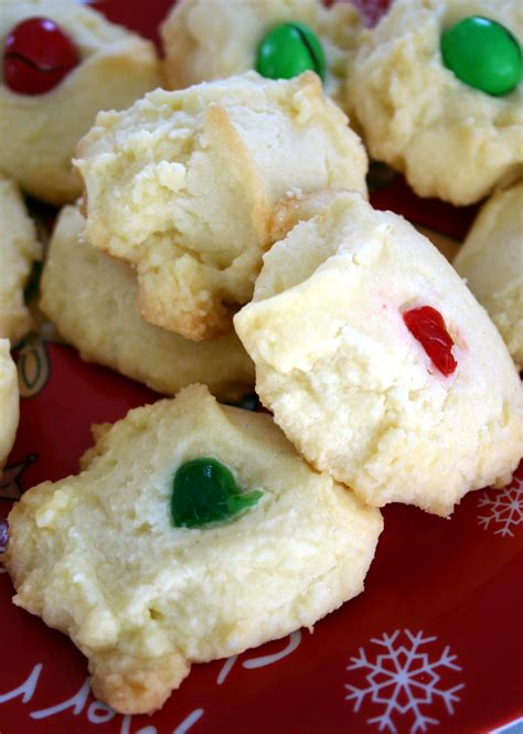 Shortbread cookies are a classic and simple cookie made with very few ingredients. Whipped Shortbread Cookies Recipe - (4.3/5)
