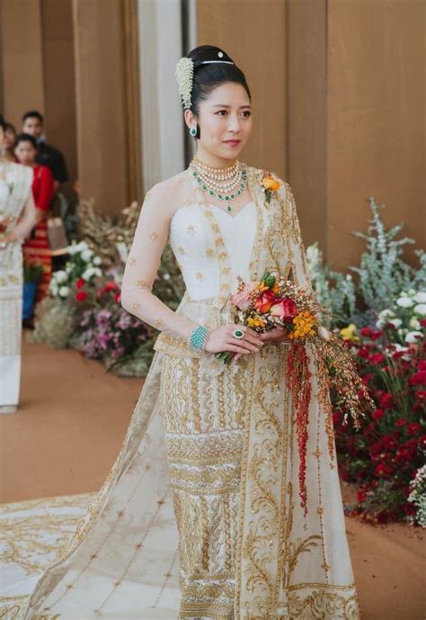 Myanmarweddingdress Traditional Dresses Designs Myanmar Dress Design