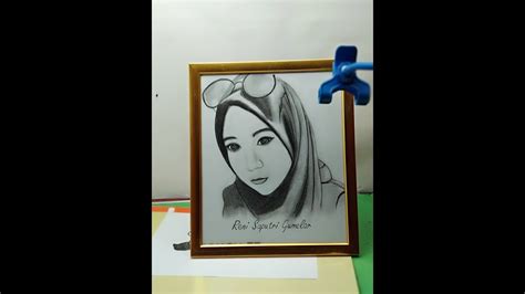 Menggambar cewe cantik berhijab menggunakan pensil youtube. Top Cara Menggambar Sketsa Wajah Wanita Berhijab | Sketsabaru