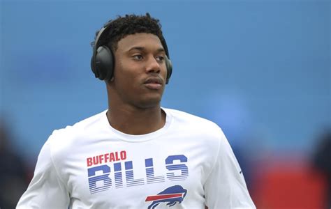 Buffalo Bills Trade Benched Wr Zay Jones To Oakland Raiders For 2021 5th Round Pick