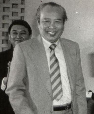 Tun mohammed ghazali „king ghaz shafie (* 1922 in kuala lipis, pahang, malaysia; Malaysian Branch of the Royal Asiatic Society. Our ...