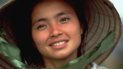 Hiep Thi Le Vietnamese Refugee Who Became Film Star Dies At 46 The