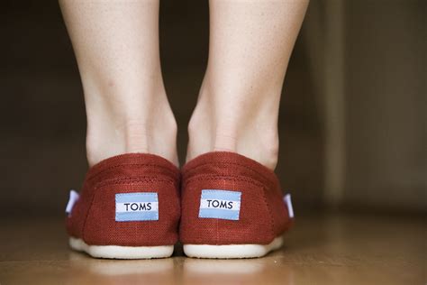 Four Lessons From Toms One For One Strategy Campaign Us