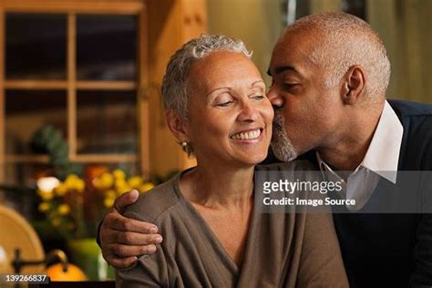 Mature Couples Kissing Photo Bildbanksfoton Och Bilder Getty Images