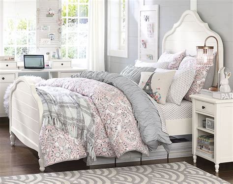 Best 25 Teenage Girl Bedrooms Ideas On Pinterest