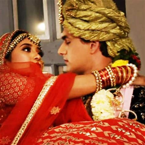 Yeh Rishta Kya Kehlata Hai Actor Shivangi Joshis Mushy And Full