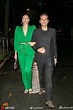 法国巴黎，莎拉波娃与男友出席巴黎时装秀，一身绿装难掩莎娃好身材|绿装|莎娃|莎拉波娃_新浪新闻