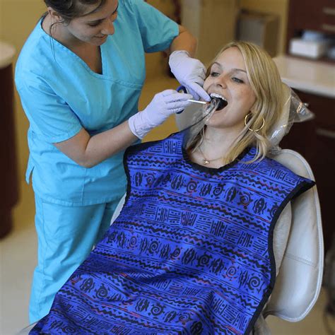 Should Dentists Place A Thyroid Shield Apron When Taking Dental X Rays