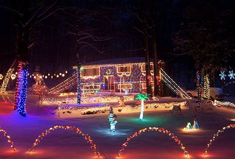 6 Outrageous Holiday Light Displays In The Lower Hudson Valley Mommy