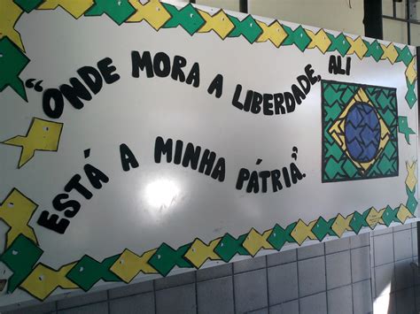 Vivências Em Artes Visuais Mosaico Recriando A Bandeira Do Brasil