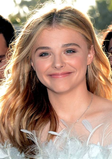 chloe grace moretz weight height measurements ethnicity