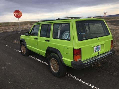 Candy Pearl Lime Green 1993 Jeep Cherokee Sport Classic Jeep