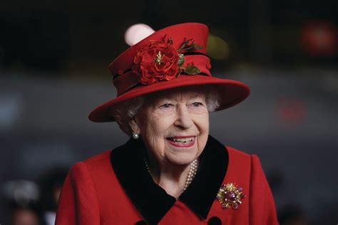 5 Of Queen Elizabeth Iis Most Iconic Brooches And The Stories Behind
