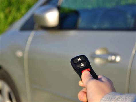 10 Secret Uses Of A Car Key Fob
