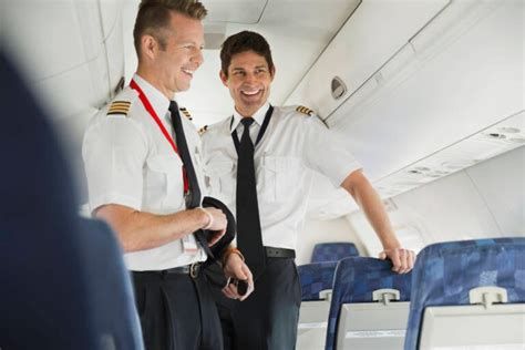 Das Sind Die Geheimen Codes Der Flugzeug Crew Travelbook