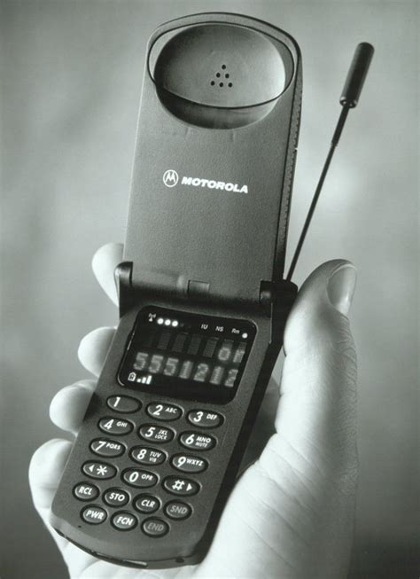 Motorola Startac 1996 Motorola Phones Through The Ages