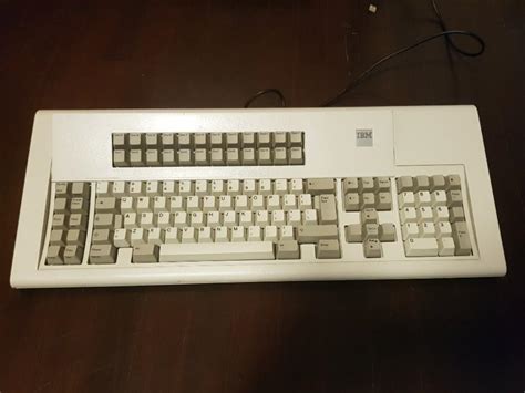 Ibm model m (1987) is the heavyweight champion at 2.43kg. IBM Model M 122 Mechanical Keyboard, Electronics, Computer ...