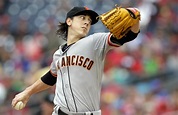 MLB: Tim Lincecum used Cy Young Awards as negotiating chip