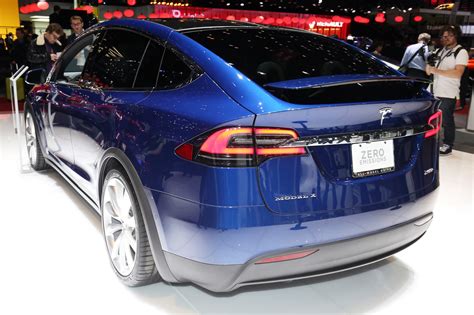 New Tesla Model X Hands On Review Six Reasons Itll Shake