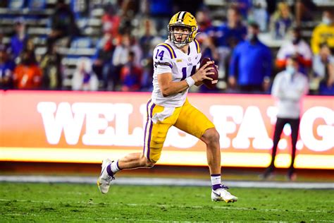 Lsu Qb Max Johnson Earns Sec Offensive Player Of The Week But Coach O Hasnt Committed To